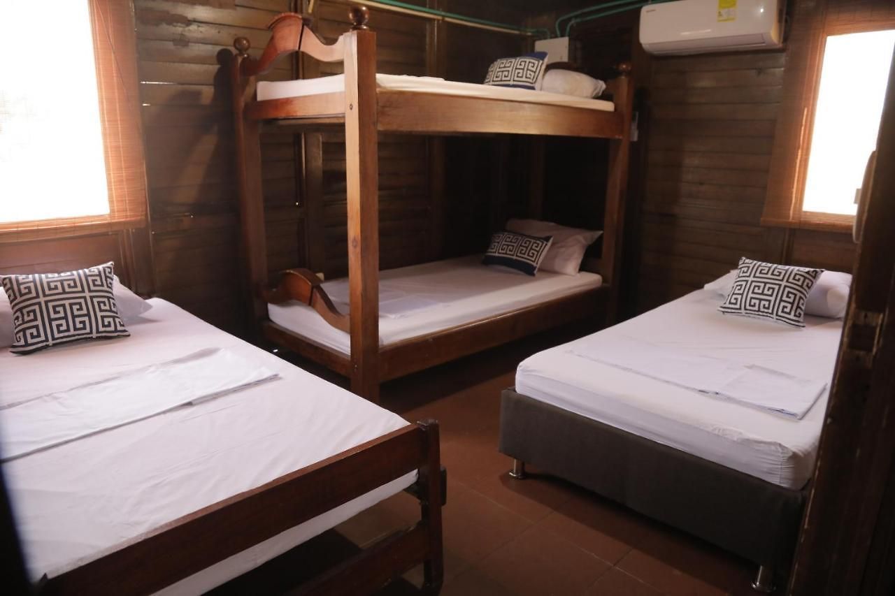 Club Camping Isla Mar Cabañas para 14 personas Hostal Cartagena