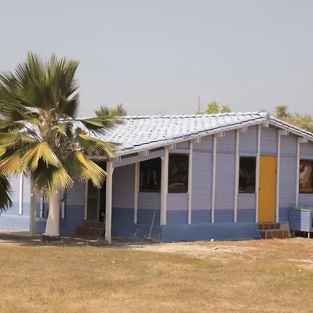 Club Camping Isla Mar Cabañas para 14 personas Hostal