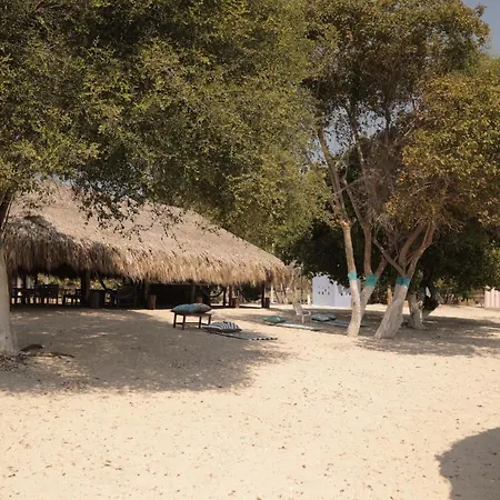 Hostal Club Camping Isla Mar Cabañas para 14 personas *